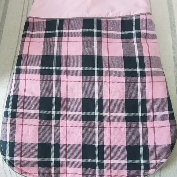 Dog Coat Pastel Pink Plaid NWOT Size M Reversible to Solid Pastel Pink - Picture 2 of 11